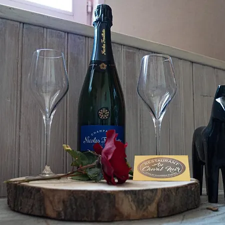 Au Cheval Noir Bed & Breakfast