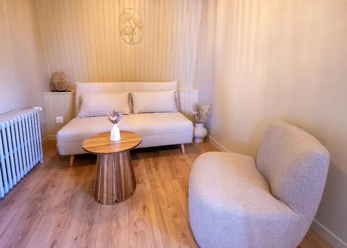 Au Cheval Noir Bed & Breakfast 3*